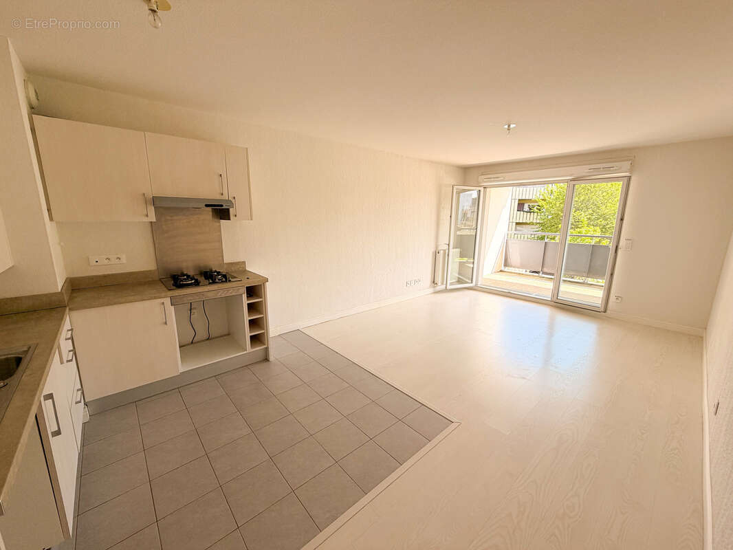 Appartement à VILLENAVE-D'ORNON