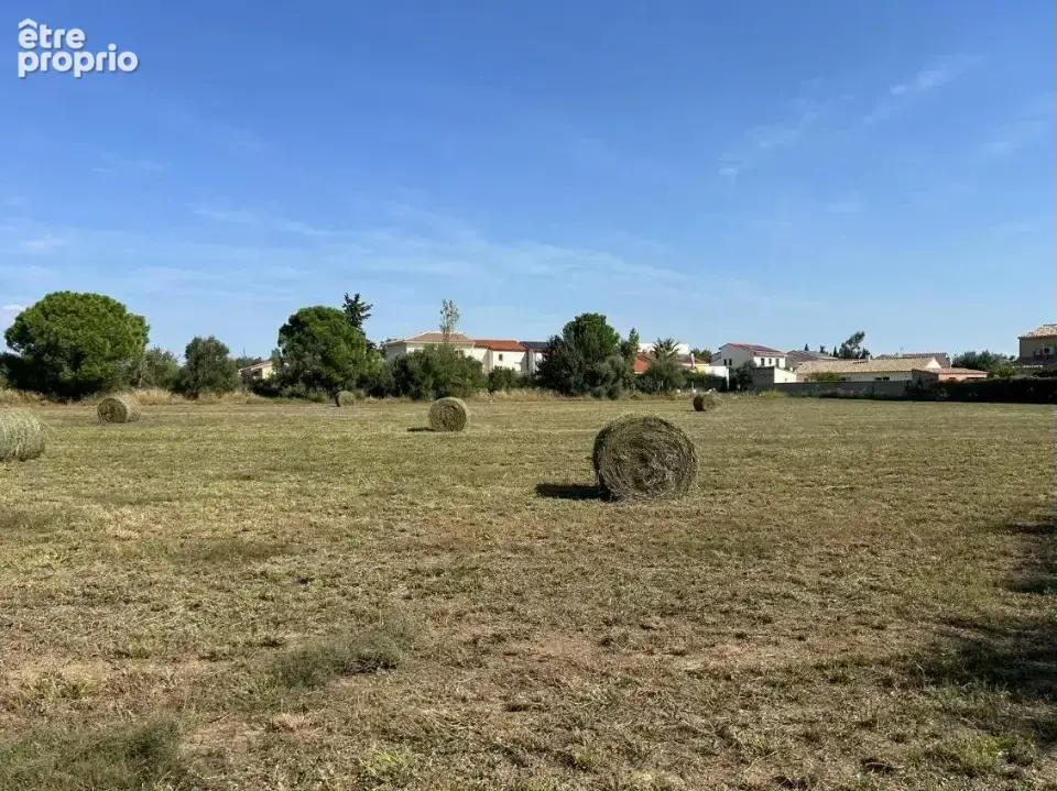 Terrain à VILLENEUVE-LA-RIVIERE