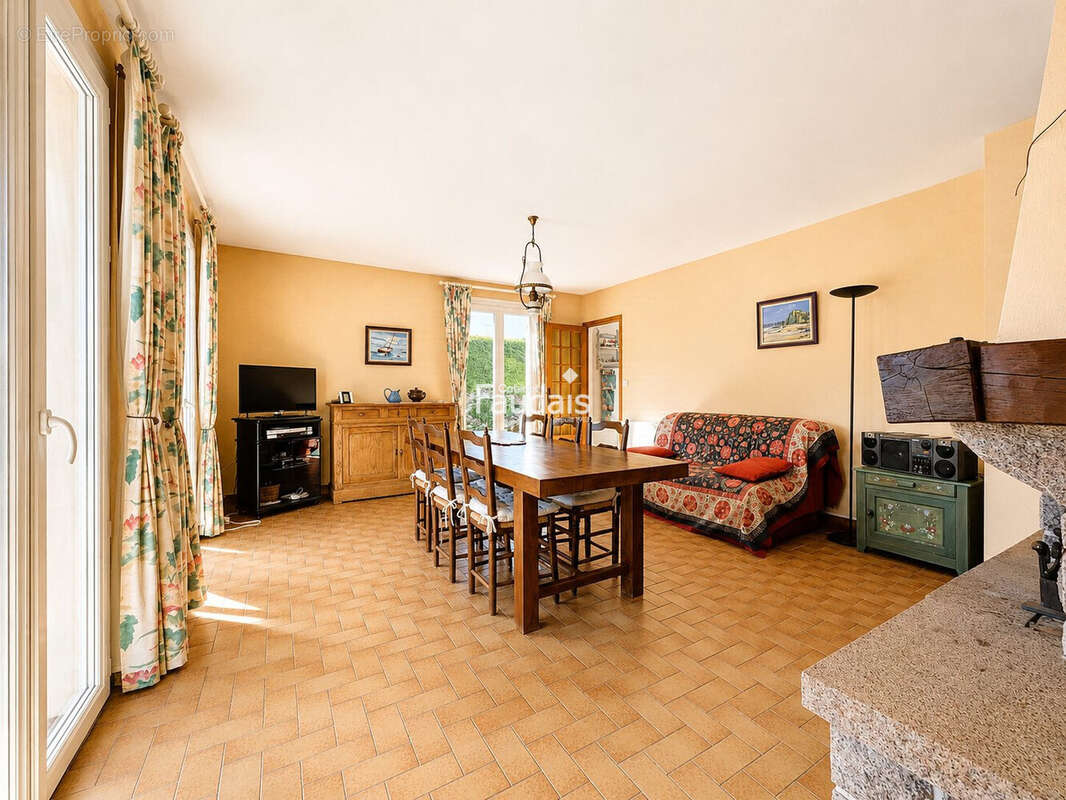 Maison 95 m² à Gouville-Sur-Mer  - photo 5