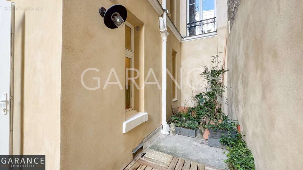Appartement à PARIS-12E
