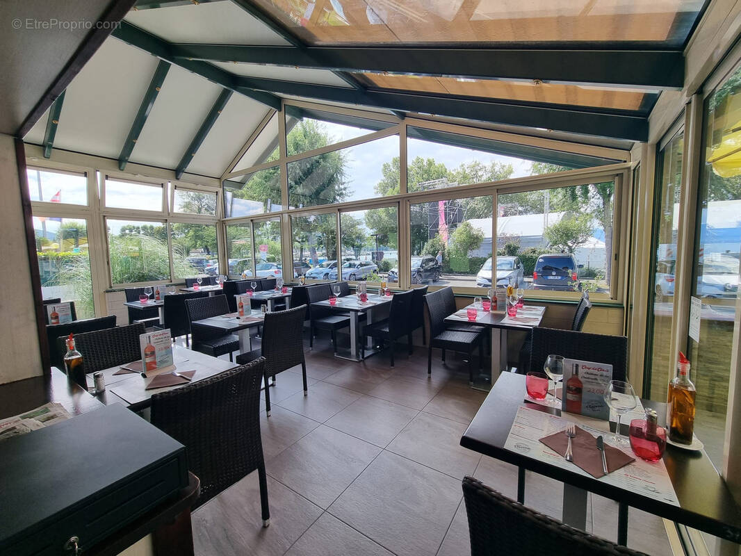 Commerce à MARGENCEL