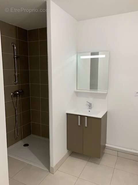 Appartement T2 de 42.50m² à Lormont 33310 - photo 5