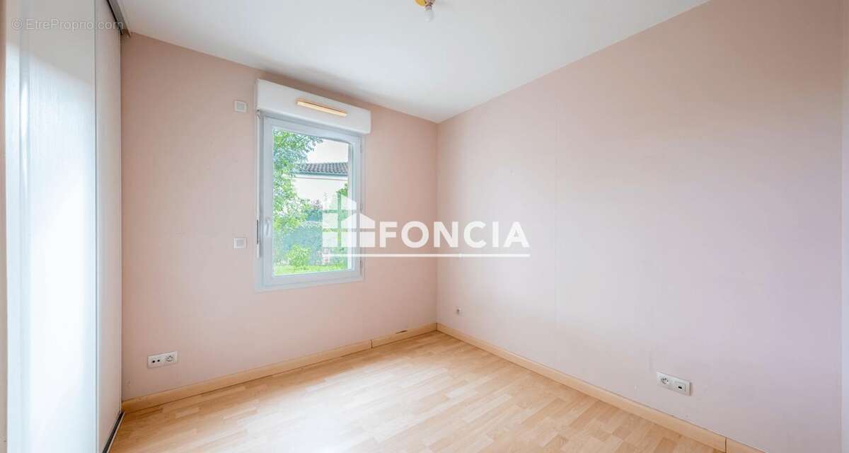 Appartement à FARGUES-SAINT-HILAIRE