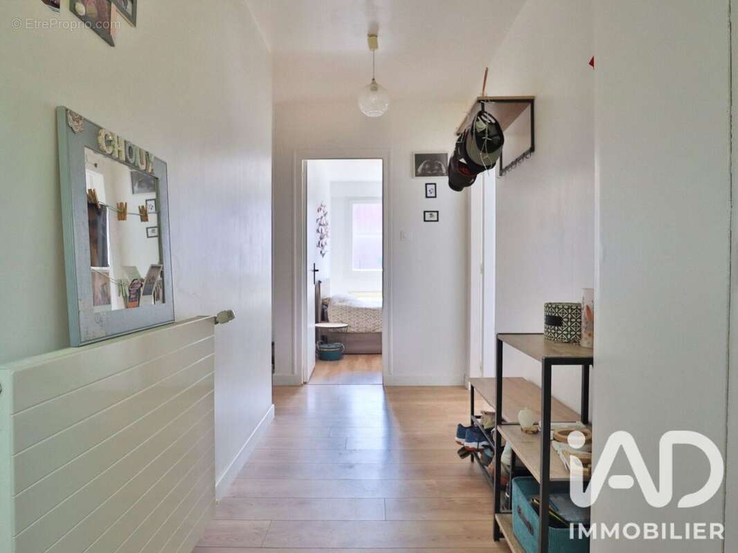 Maison 74 m² à Ferel  - photo 2