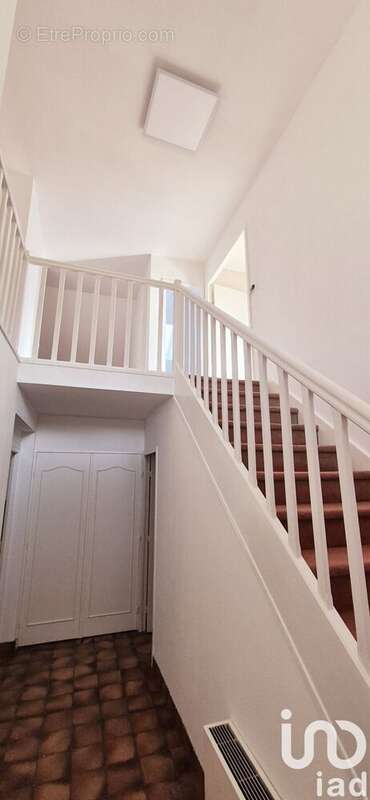 Photo 8 - Maison à BURES-SUR-YVETTE