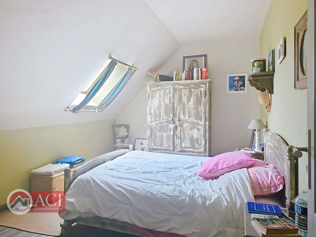 Maison 133 m² à Bray-Et-Lu  - photo 7