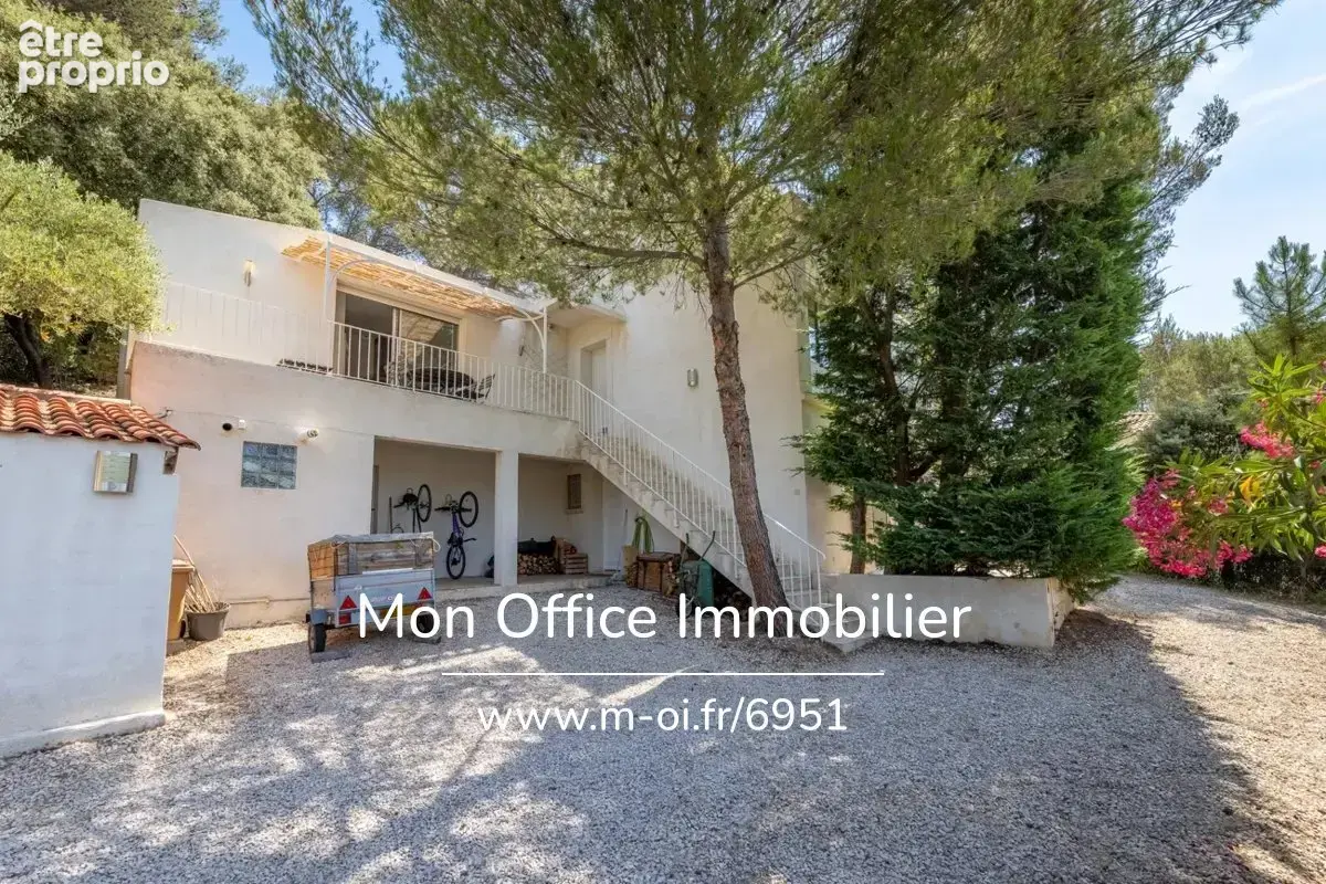 Référence : 6951-NGU - Maison 7 pièces - 210m2 - Piscine et vue dégagée sur les pins - Commerces à pied - photo 24
