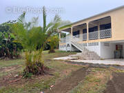 Maison à PETIT-CANAL