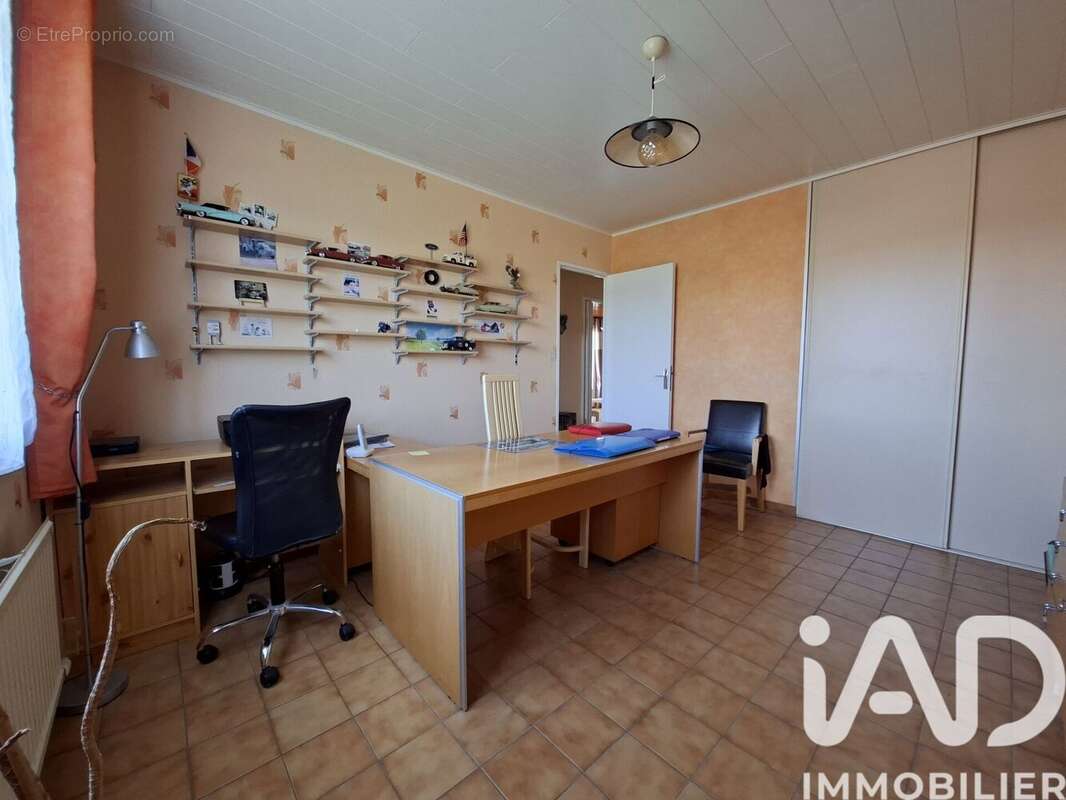 Photo 7