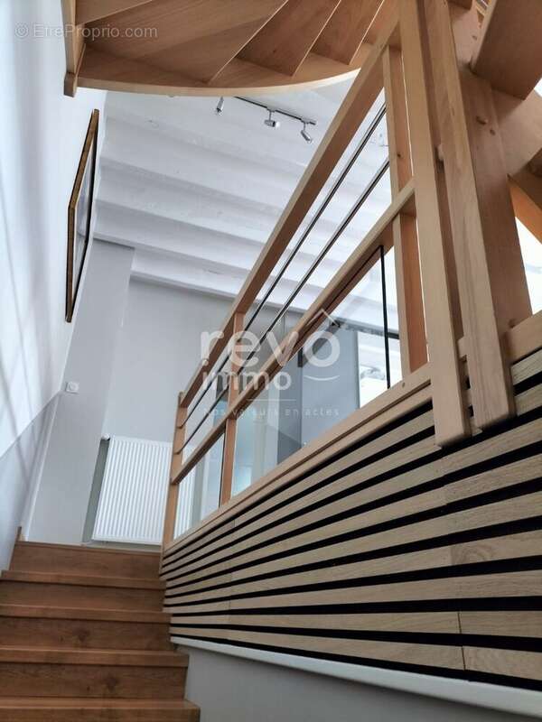 Maison à SAINT-BARTHELEMY-D&#039;ANJOU