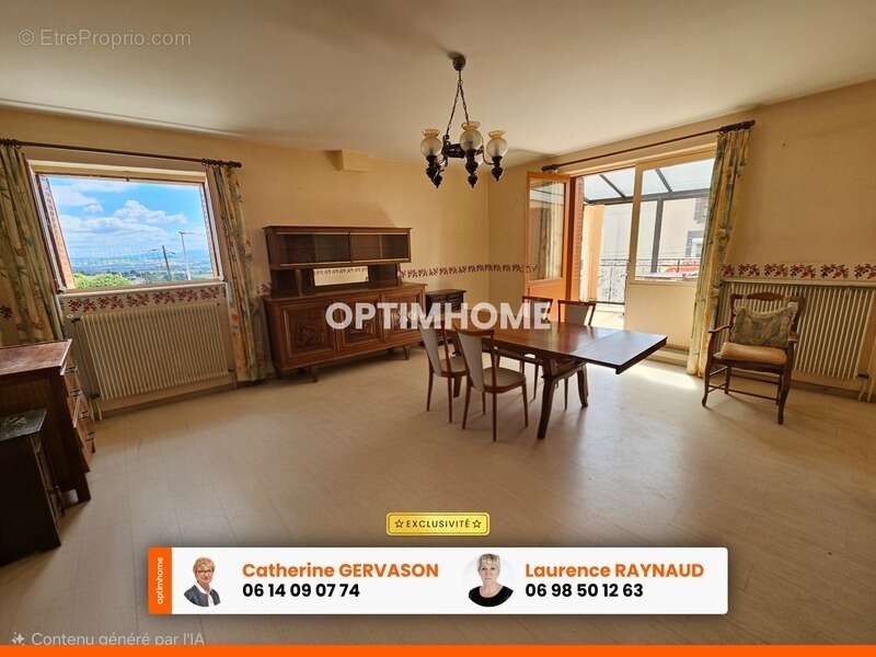 Maison à vendre 8 pièces - 6 chambres- terrain de 884 m2 -belle vue dégagée- LA ROCHE BLANCHE (63) - photo 3