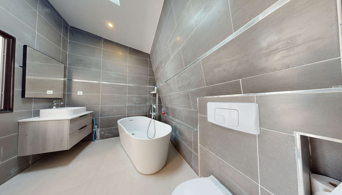 Maison à CARRIERES-SUR-SEINE