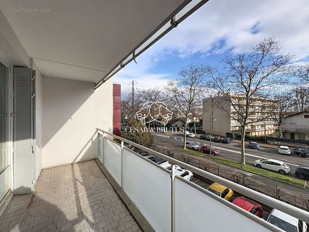 Appartement à VENISSIEUX