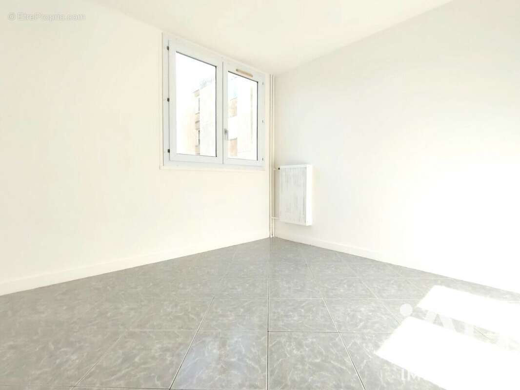 Photo 6 - Appartement à LES ULIS