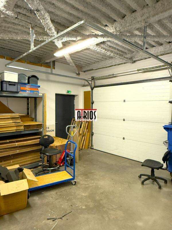 Commerce à LA FARLEDE