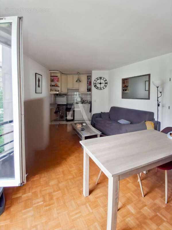 Appartement à SURESNES