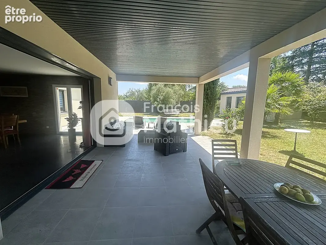 Relevant - Maison T5 avec piscine, garage, dépendance et terrain d'environ 1031m2. - photo 19
