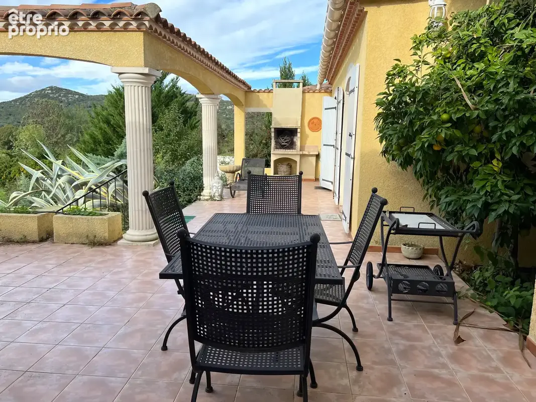 POCHE QUISSAC - Villa de 180m2 env. + Garages & Piscine sur 2100m2 env. de terrain - photo 12