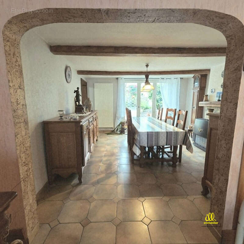 Maison à VIREUX-WALLERAND