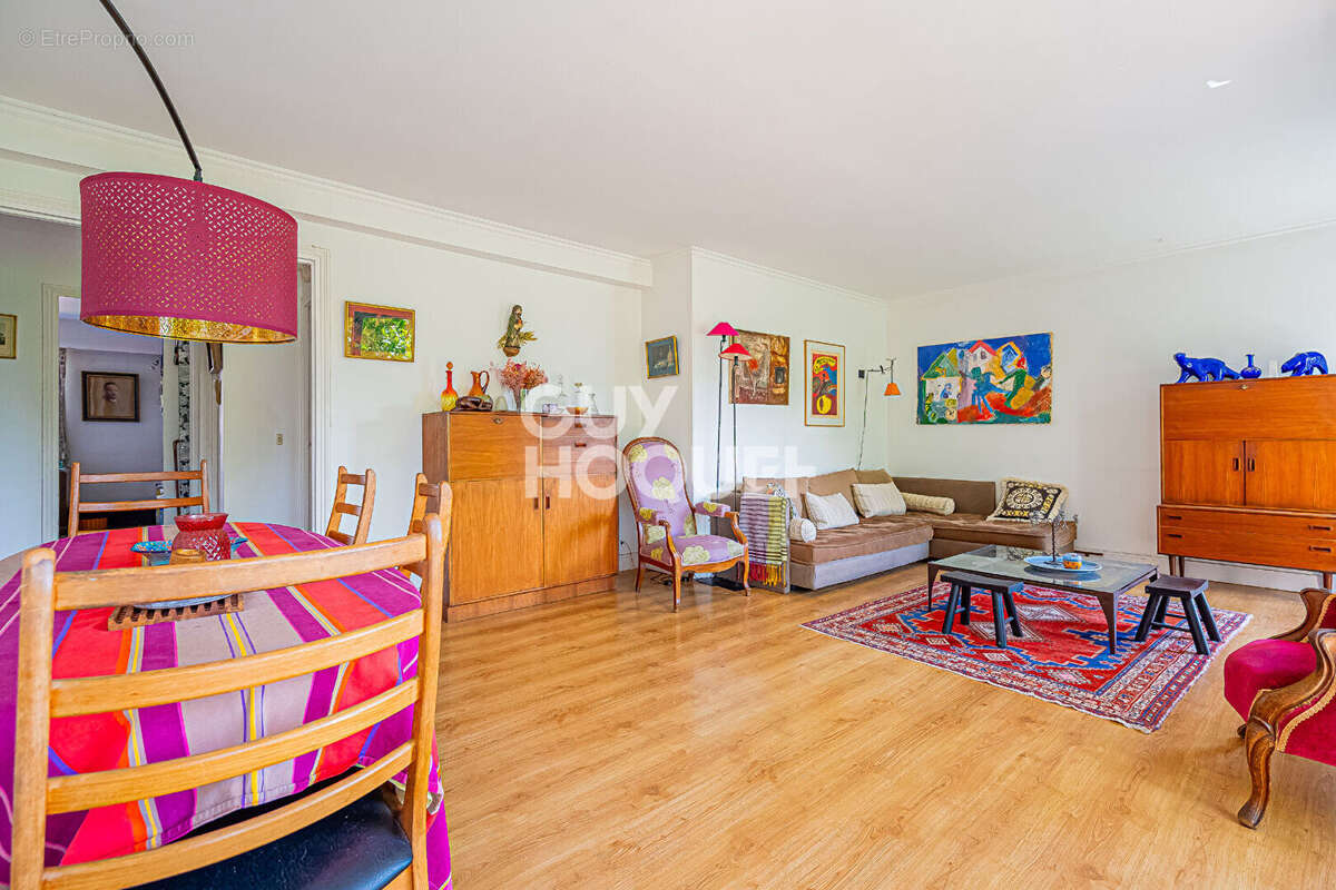 Appartement à PARIS-12E