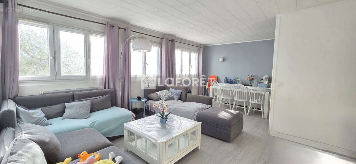 Appartement à VILLIERS-LE-BEL