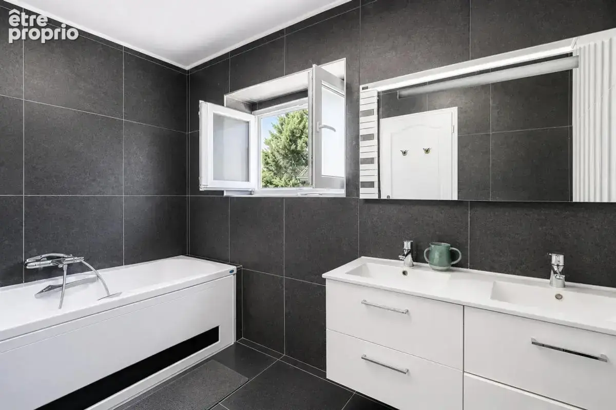 Maison de 10 pièces de 228 m² à Sarcelles - photo 18