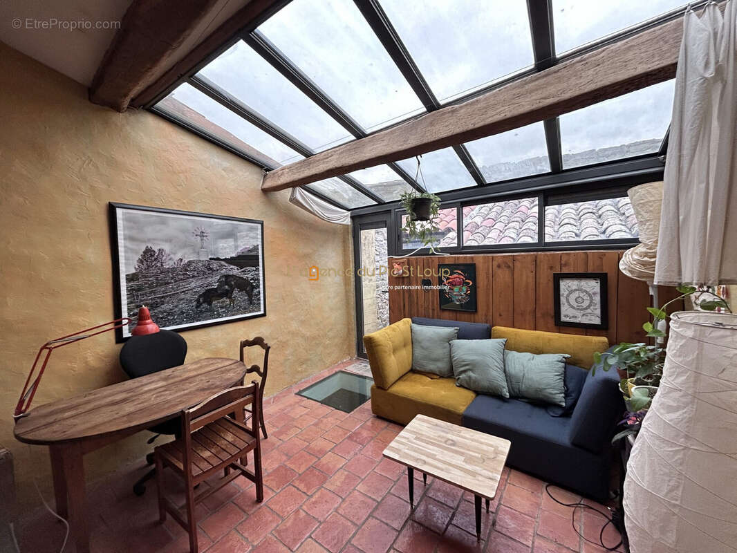 Maison à VIOLS-LE-FORT