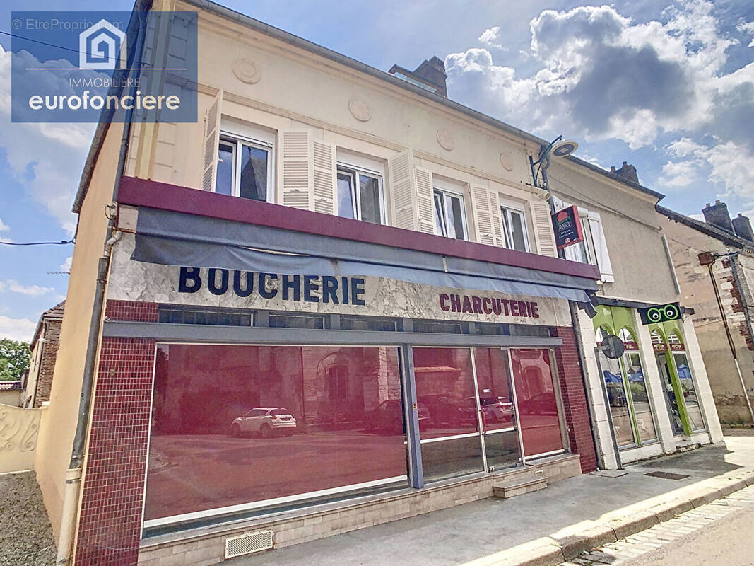 Maison à AIX-EN-OTHE