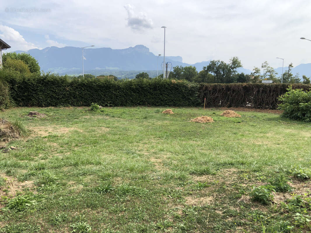 Terrain Costructible de  554m2- Groisy - photo 2