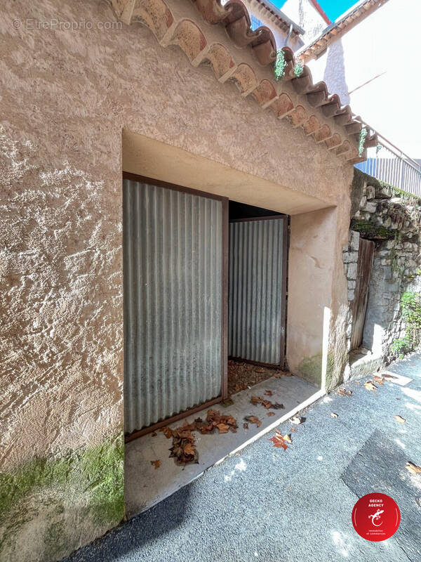 Maison à FIGANIERES