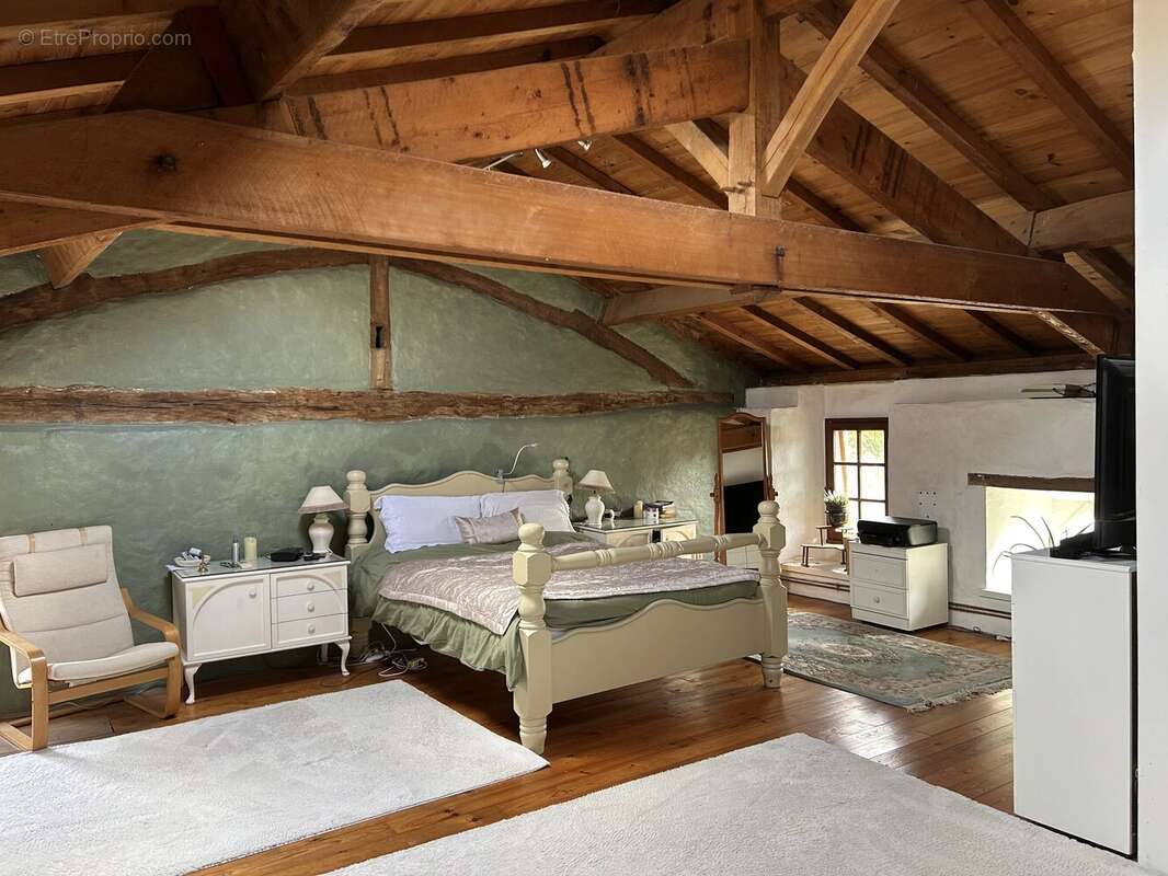 Maison à VERTEILLAC