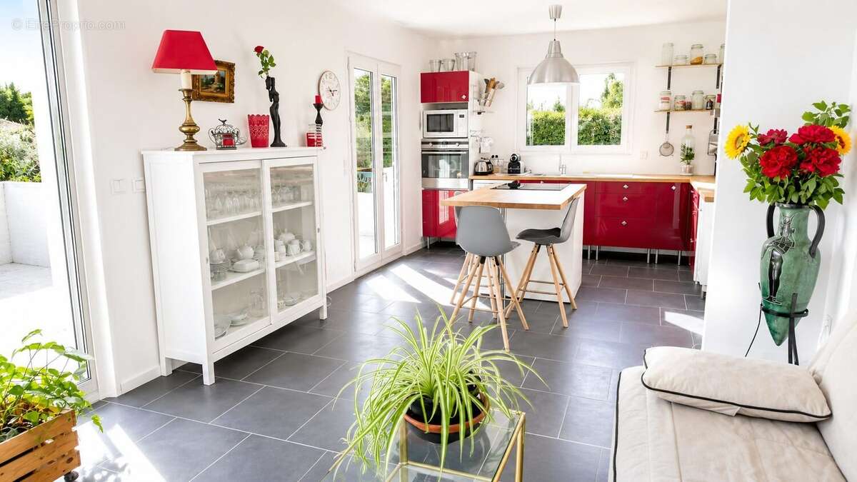 Maison 257 m² à Juvignac  - photo 7