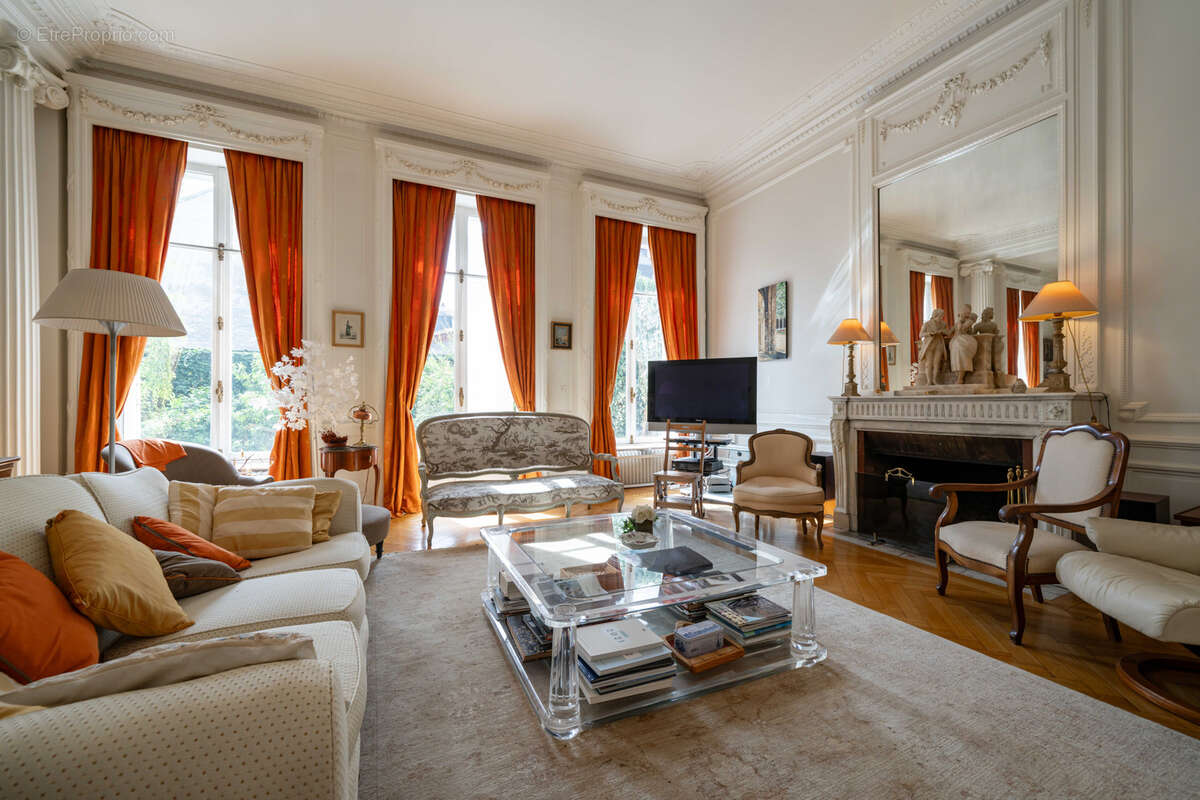 Vente Appartement Exceptionnel - Vue Cathédrale - photo 9