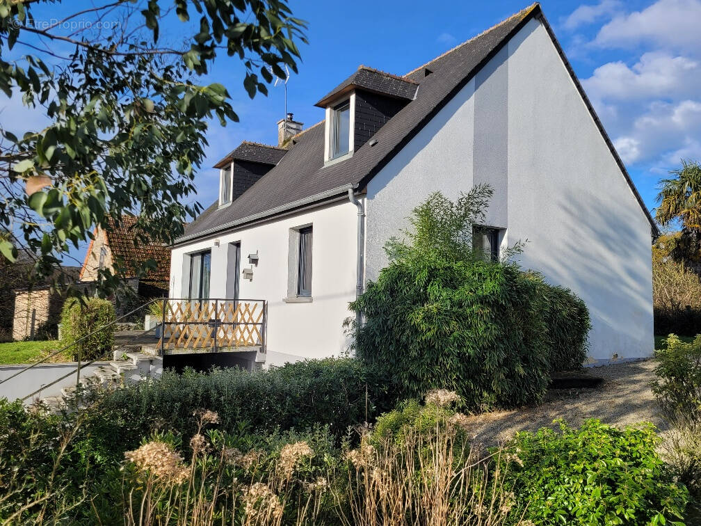 Maison à AUMEVILLE-LESTRE