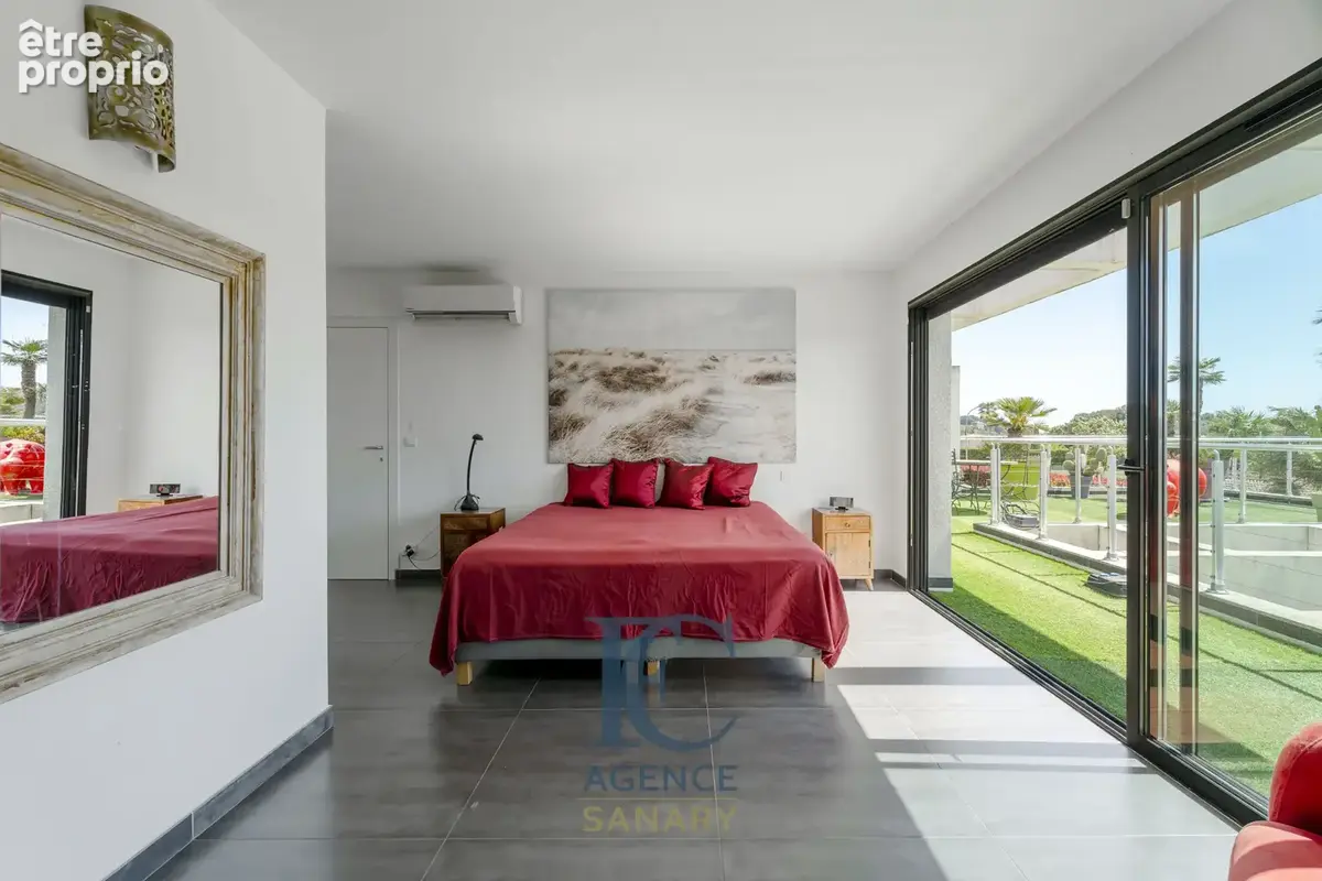 Maison contemporaine de 250 m2 avec piscine garage et terrasse - photo 5