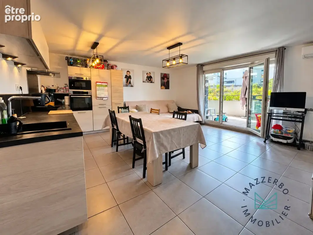 Appartement à MARSEILLE-12E