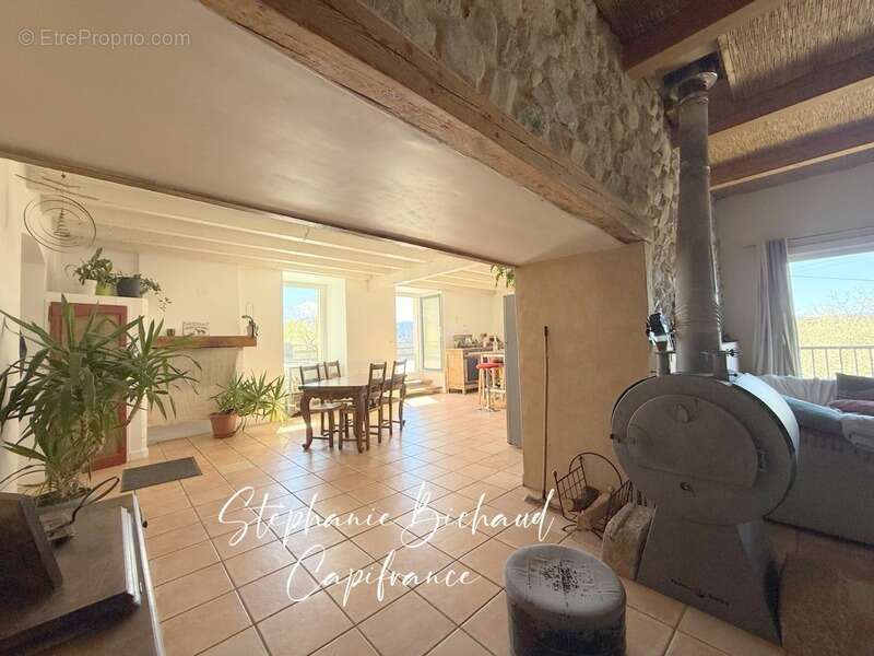 Propriete à vendre 9 pièces JARJAYES (05) dépendances zone touristique 1,8 hectare - photo 30