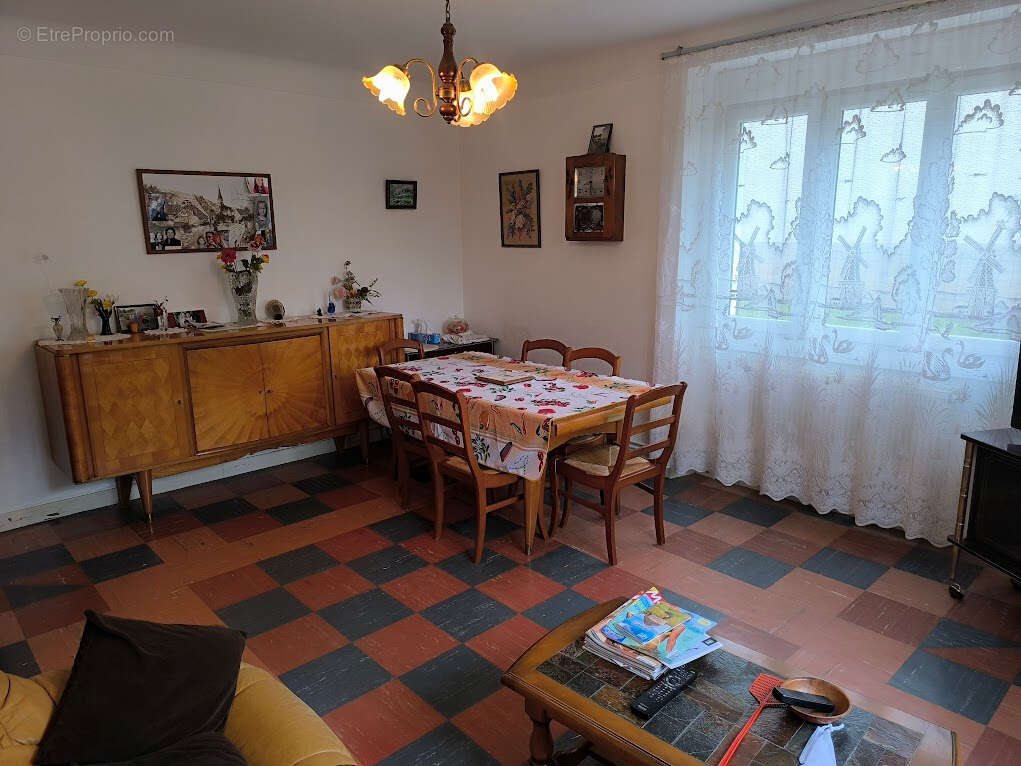 Maison à CAPDENAC-GARE