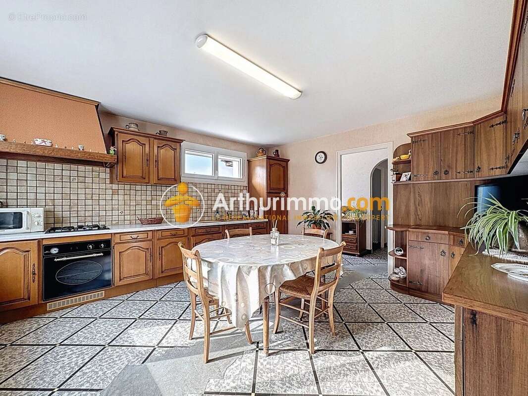 Maison à SAINT-SAVIN