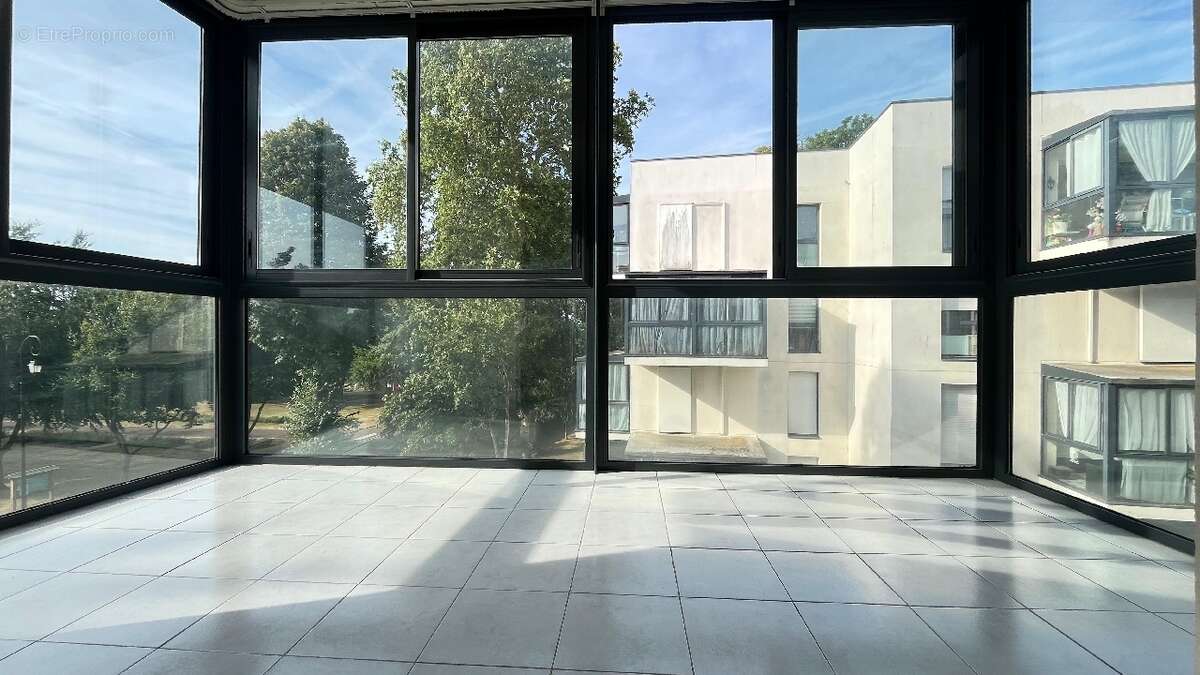 Appartement 51 m² à Louvres  - photo 5
