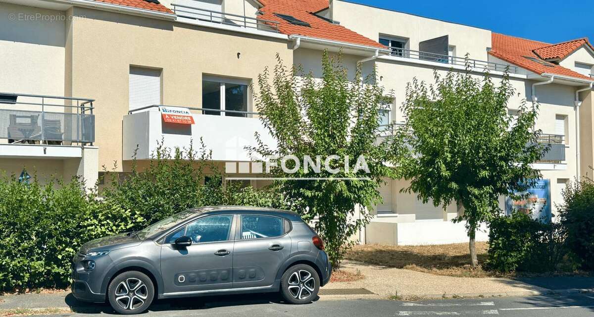 Appartement avec balcon - parking - residence de 2006 - photo 8