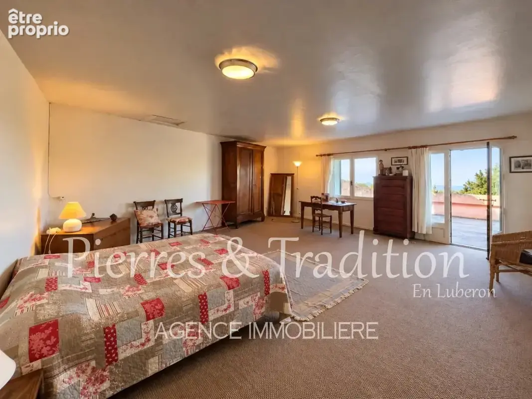 Propriété à St Saturnin les Apt avec vue et piscine - photo 7