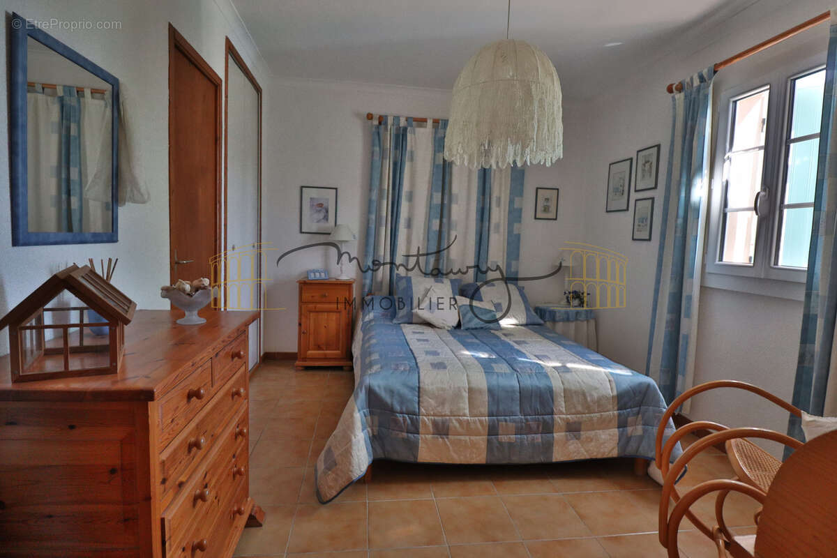 POULX   Élégante villa familiale - photo 11