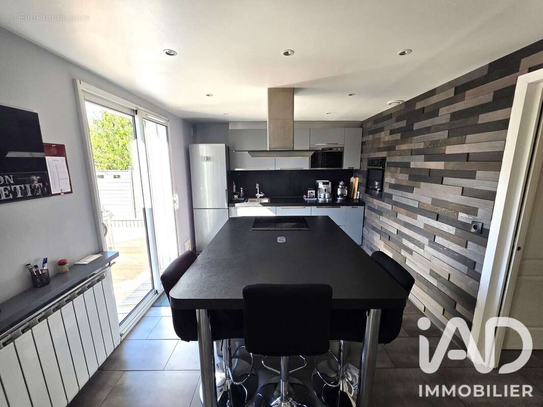Photo 3 - Maison à PIERRELAYE