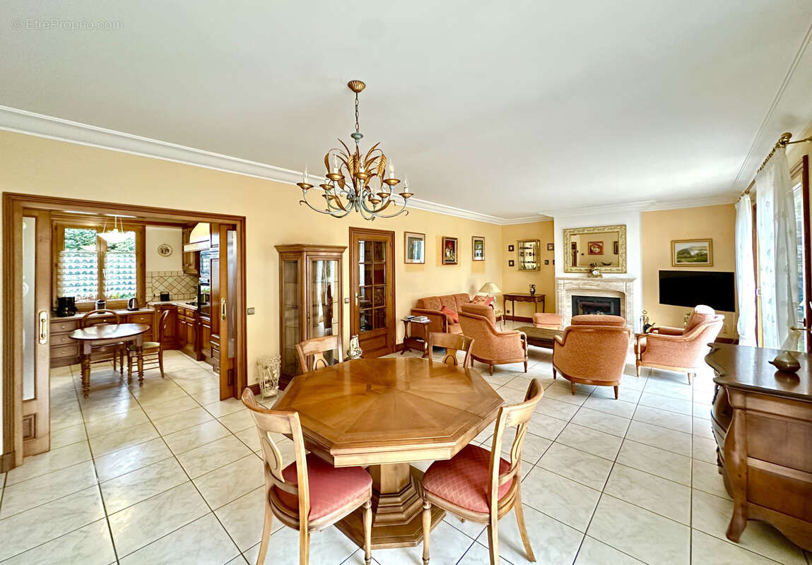 Maison à BEAUVOIR-SUR-MER