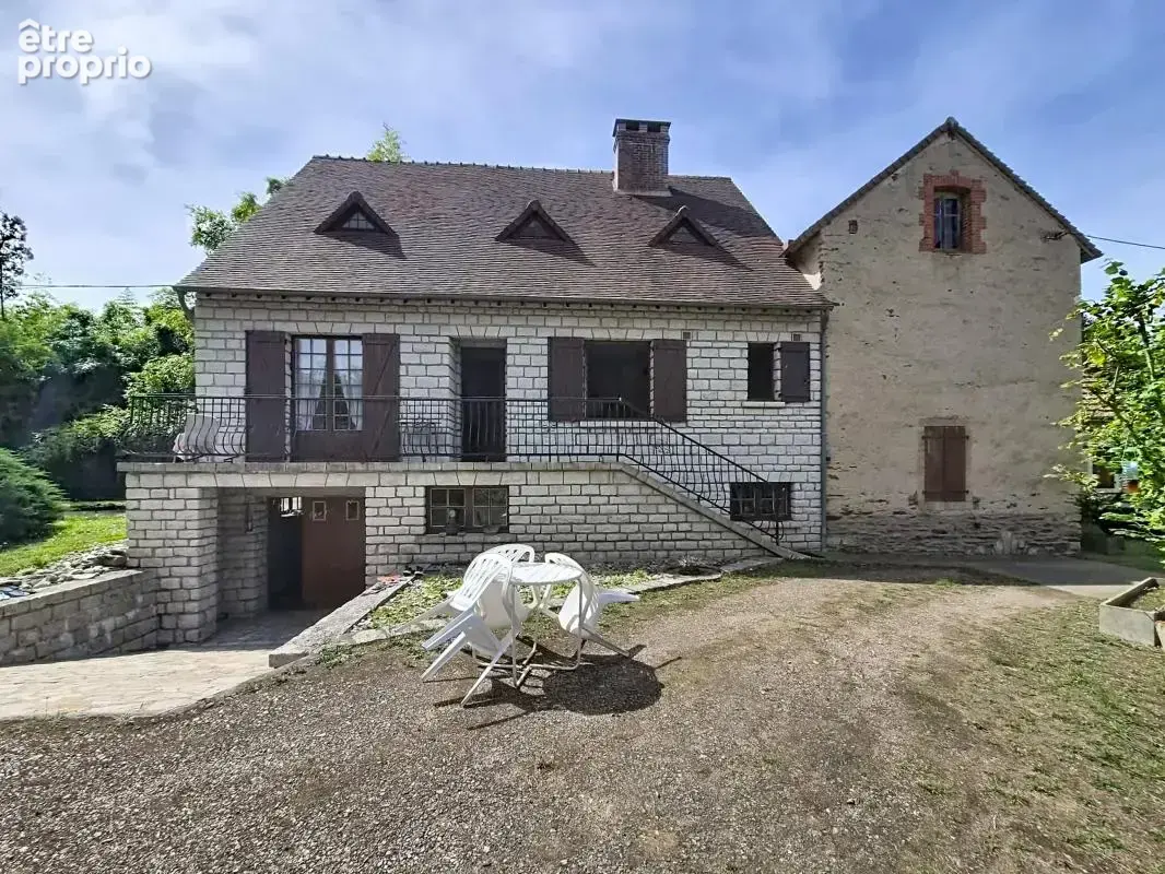 Maison 5 pièces 170 m² à vendre à Saint-Denis-De-Jouhet (36230) - photo 2