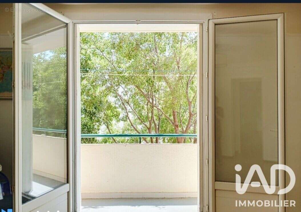 Appartement 78 m² à Arles  - photo 4