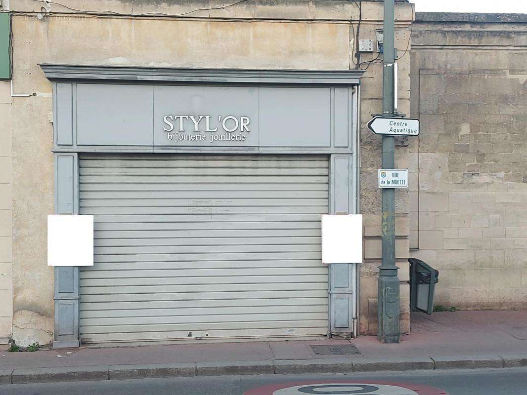 Commerce à MAISONS-LAFFITTE