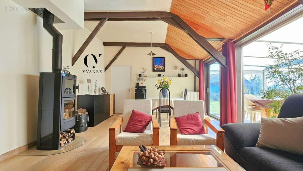 Maison à DOMLOUP
