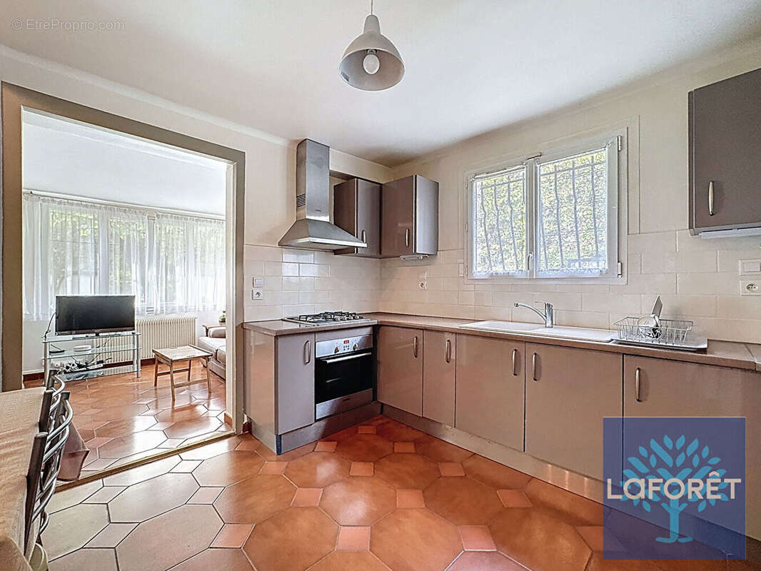 Maison à NEUILLY-SUR-MARNE